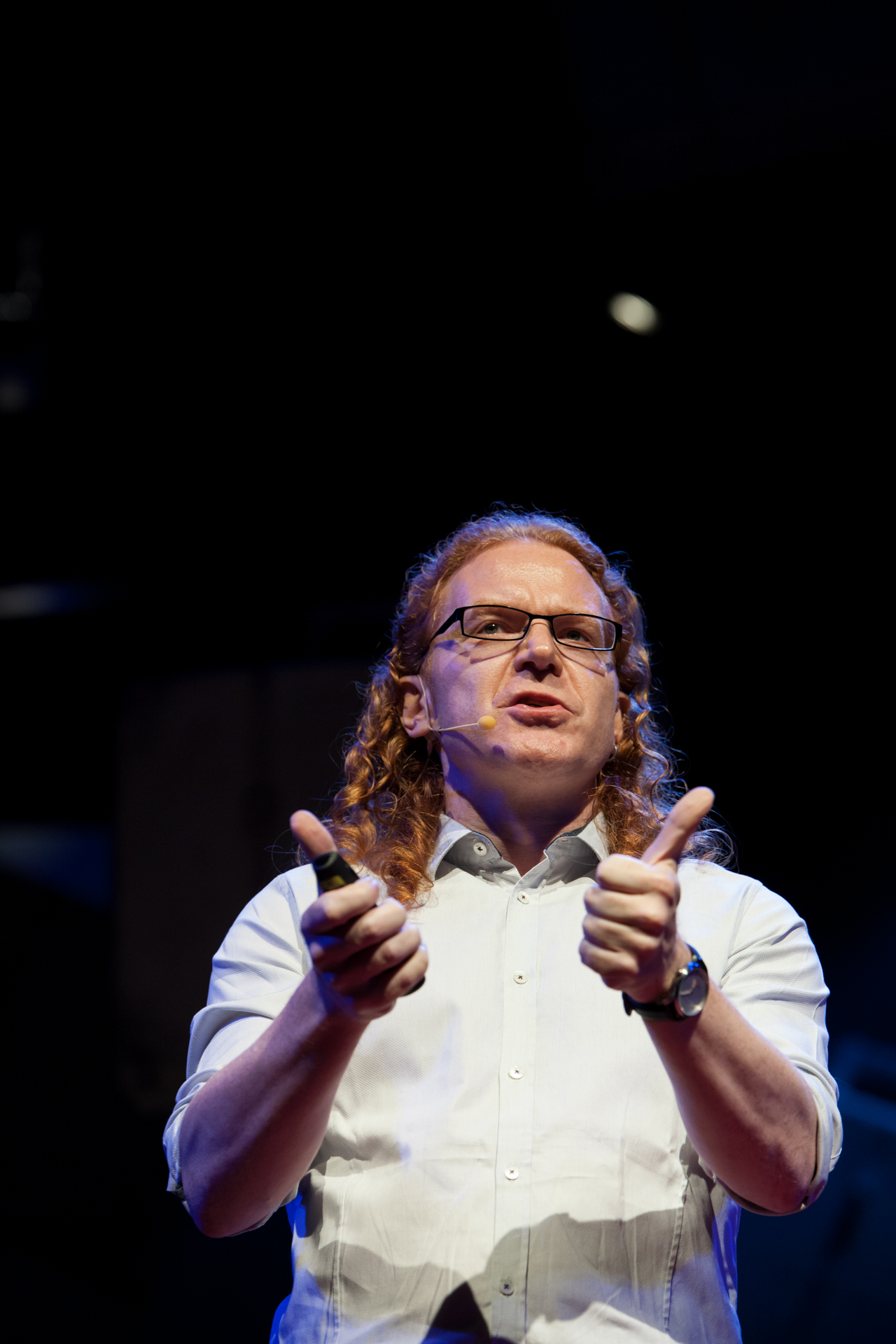 chris-heilmann-tedx-thumbs.jpg